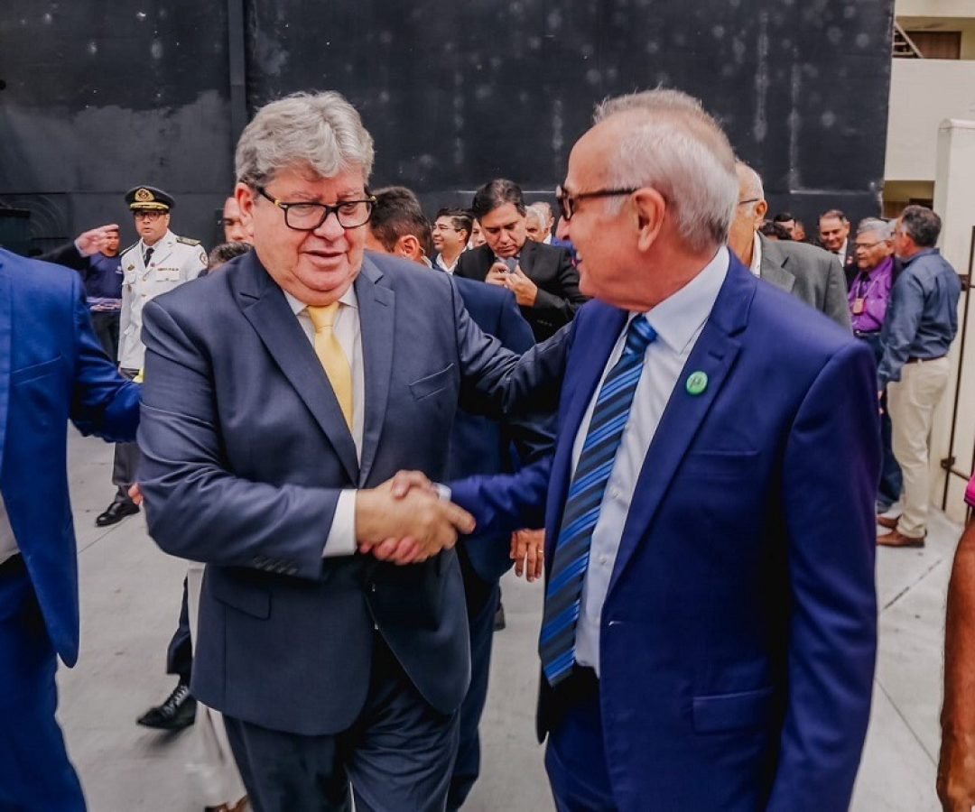 João Azevêdo e Cícero Lucena