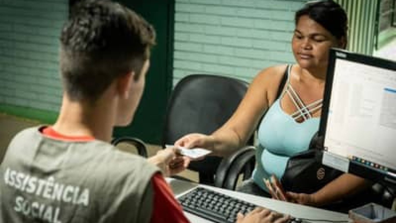SUAScomofuncionaaassistnciasocialnoBrasileondebuscaratendimento_0016647001770168449.jpeg