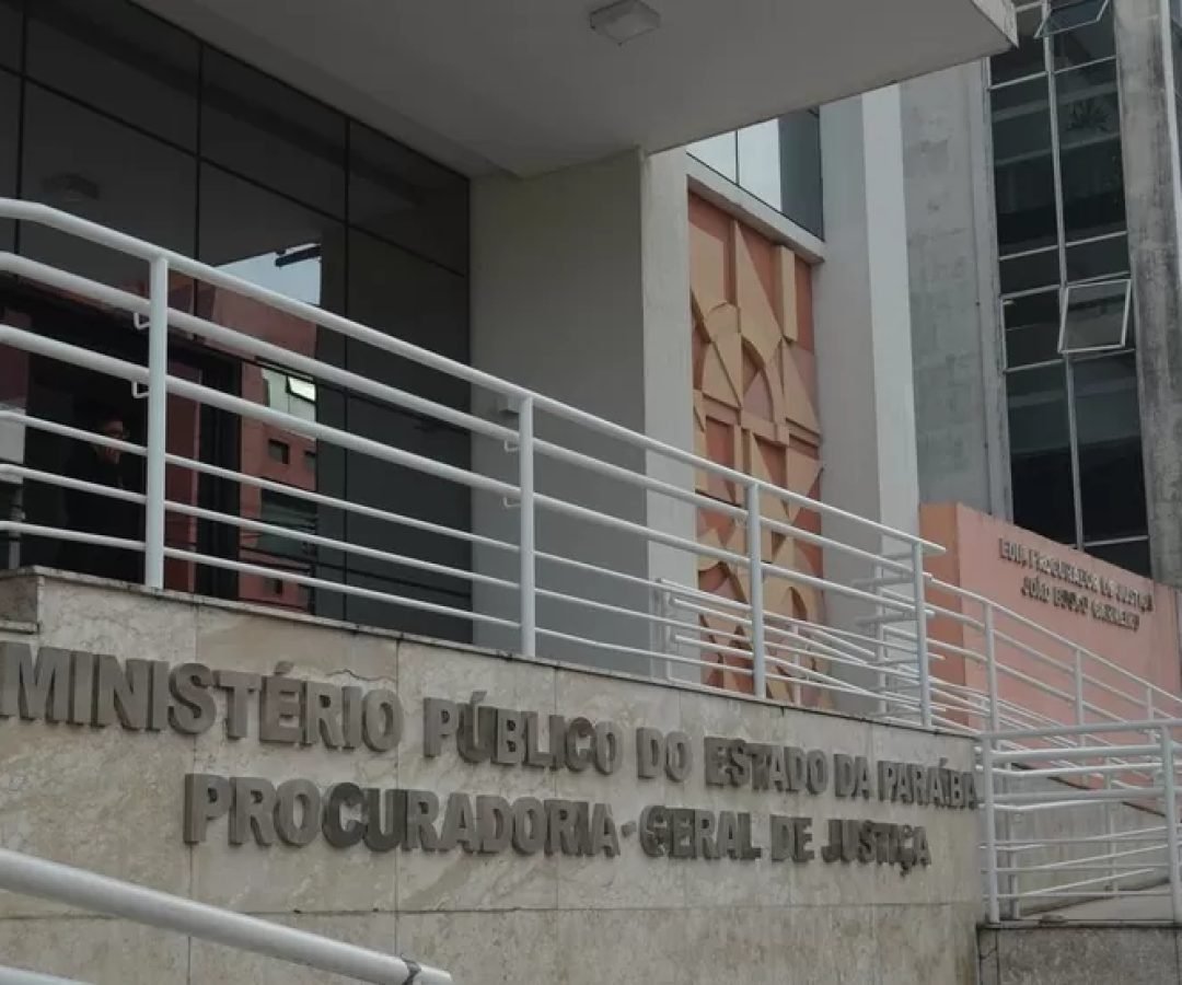 MP investiga esposa de vice-prefeito por receber sem trabalhar na Paraíba